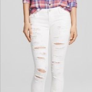 ❤️BLANK white shredded skinny jeans, size 30